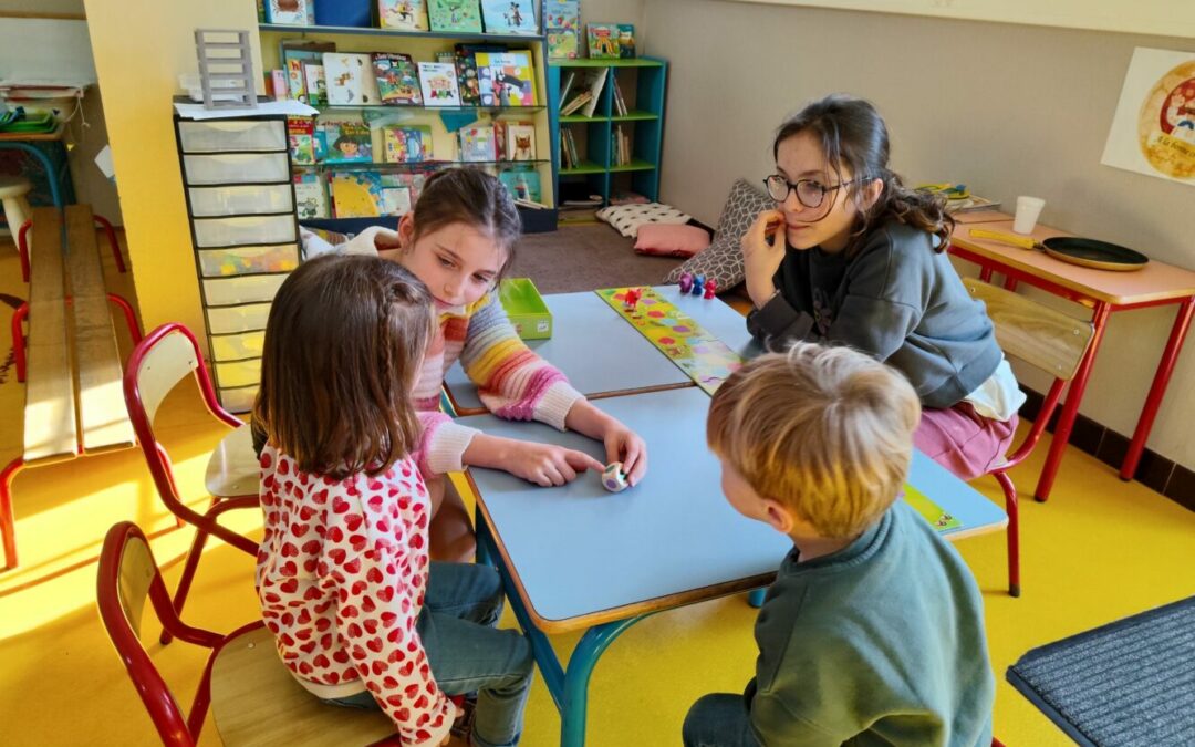 Moment de partage autour des jeux de société